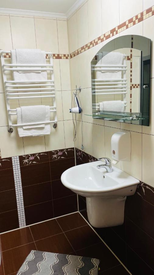 Hotel Style Bessarabia Kiliya エクステリア 写真